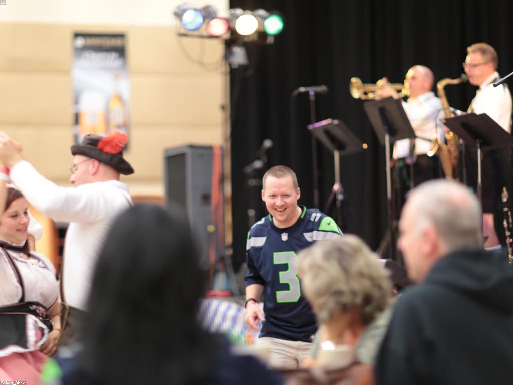 ព្រឹត្តិការណ៍ជាសាធារណៈ: ការស្វែងយល់អំពីការអភិវឌ្ឍន៍ និងការចូលរួម